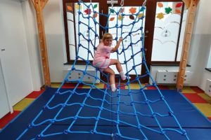 Lesny Skrzat Sala SI7 1 300x200 1